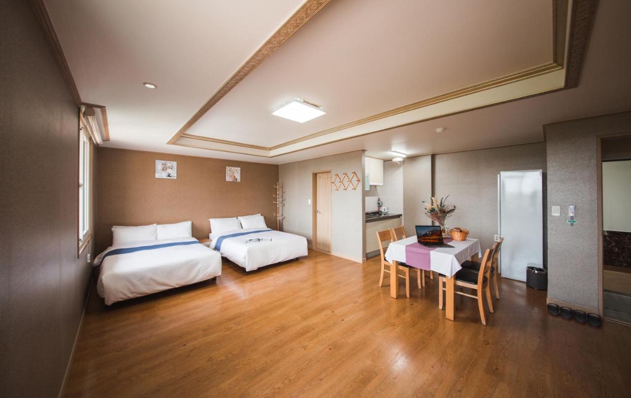 Jungmun Resort Jeju Szogüpho Kültér fotó