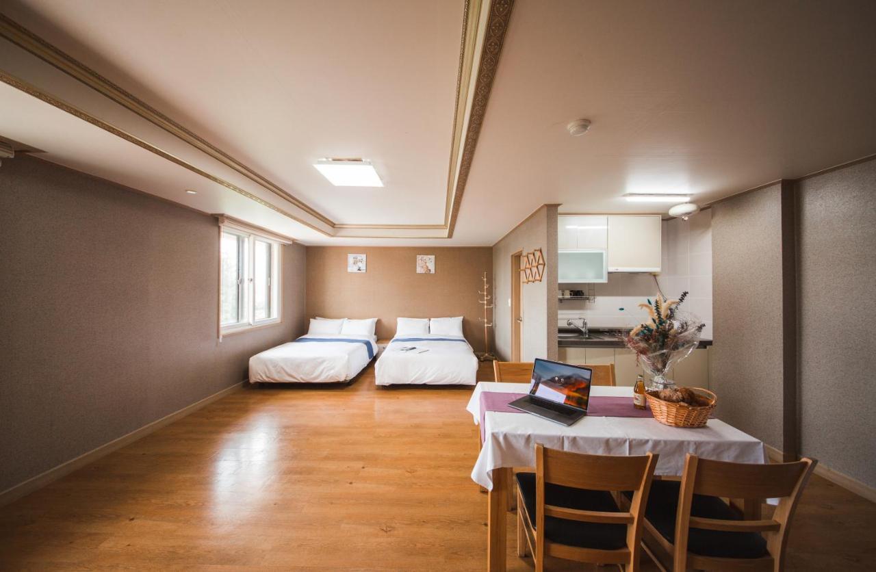Jungmun Resort Jeju Szogüpho Kültér fotó